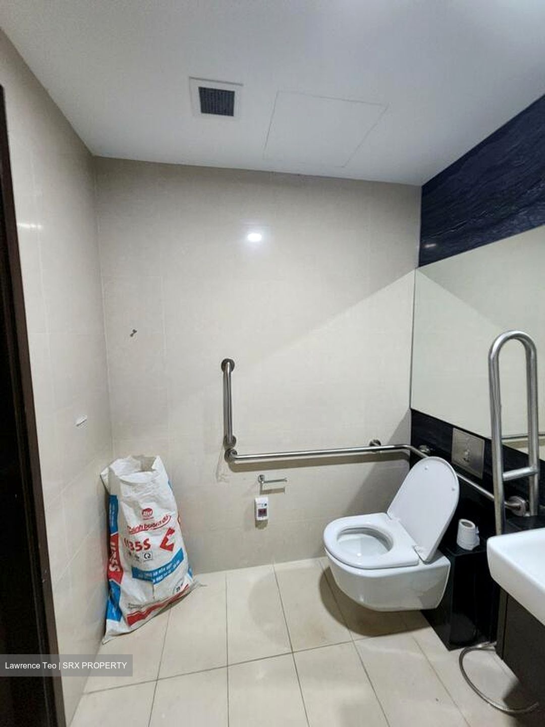 Eon Shenton (D2), Office #507911991